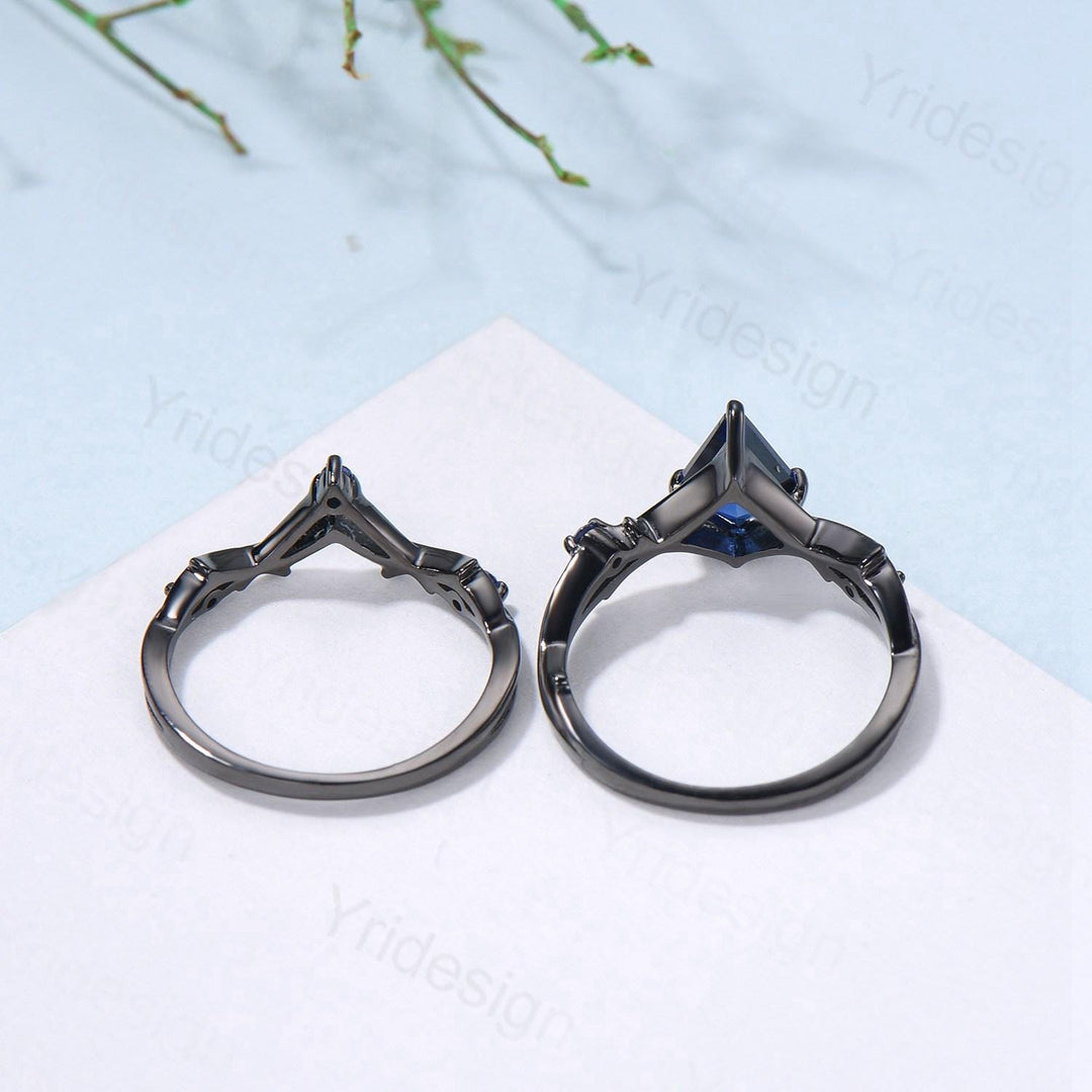 Art Deco Kite Cut Green Sapphire Engagement Ring Set, Black Gold Teal Sapphire Cluster Emerald Bridal Set Branch Vine Anniverry Ring - PENFINE