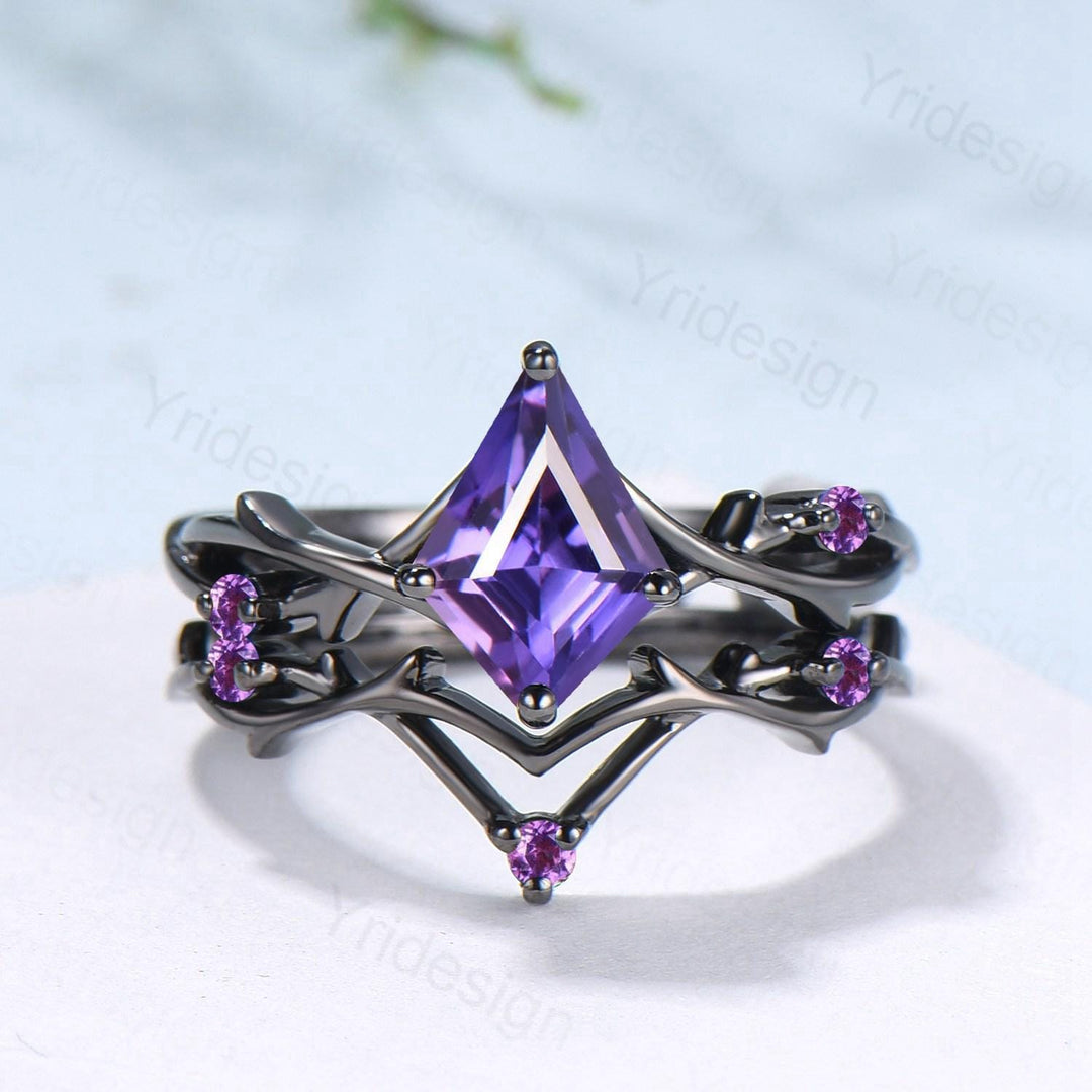 Vintage Kite Cut Purple Sapphire Engagement Ring Set, Black Gold Gothic Cluster Amethyst Bridal Set Art Deco Branch Vine Anniverry Ring - PENFINE