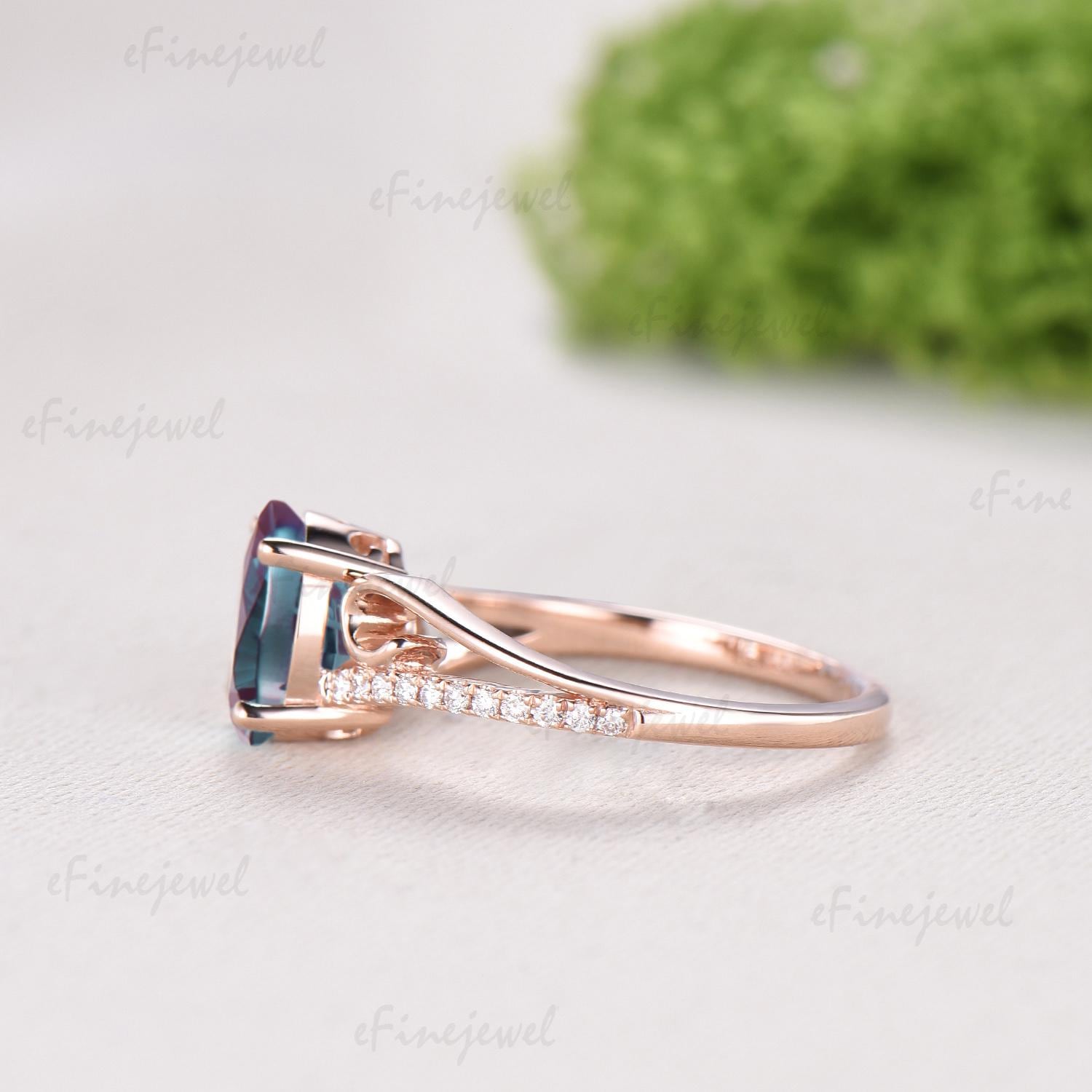 Retro Oval Cut Firework Cut Alexandrite Engagement Ring, 14K Rose Gold Color Change Stone Promise Ring - PENFINE