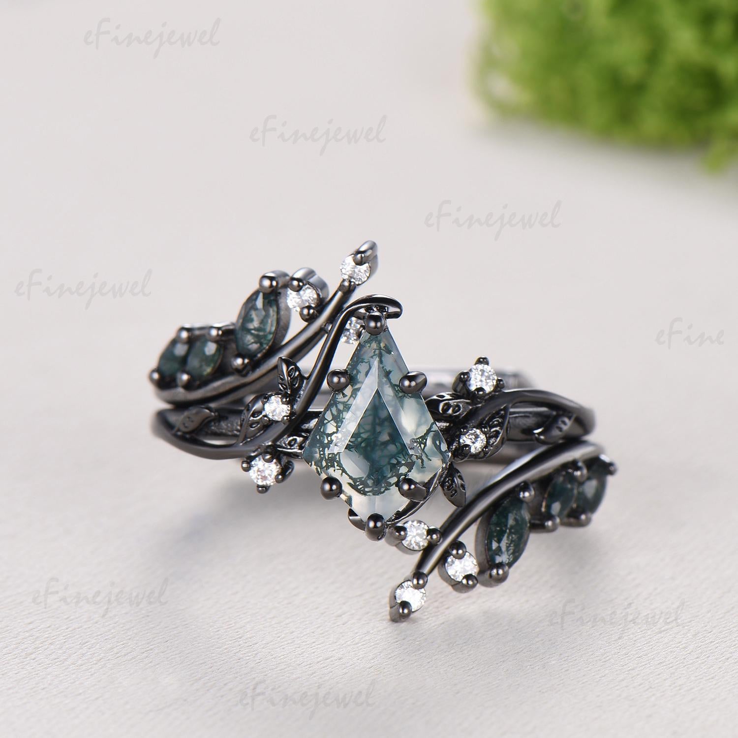 Gothic Black Gold Wedding Ring Set, Kite Moss Agate Engagement Ring, Hexagon Alexandrite Band