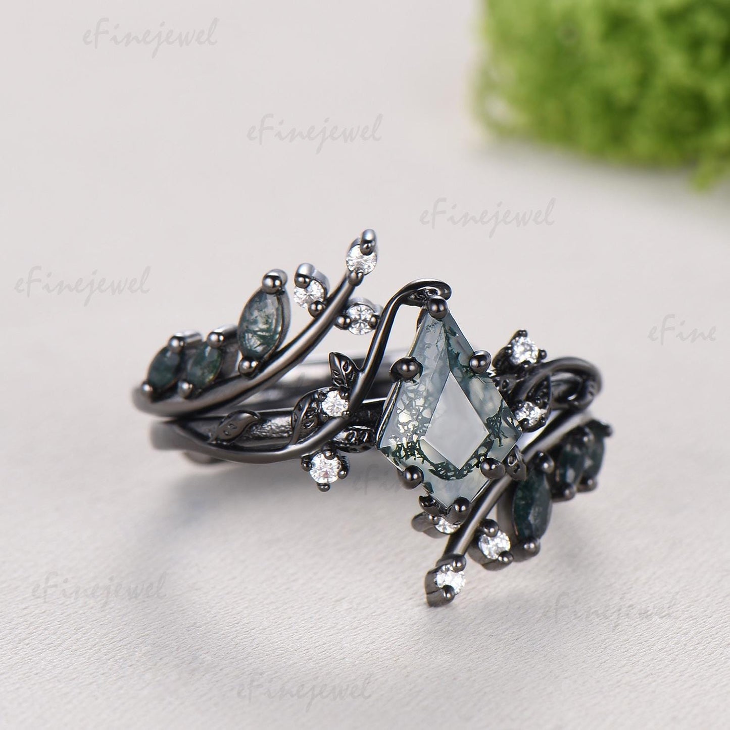 Gothic Black Gold Wedding Ring Set, Kite Moss Agate Engagement Ring, Hexagon Alexandrite Band