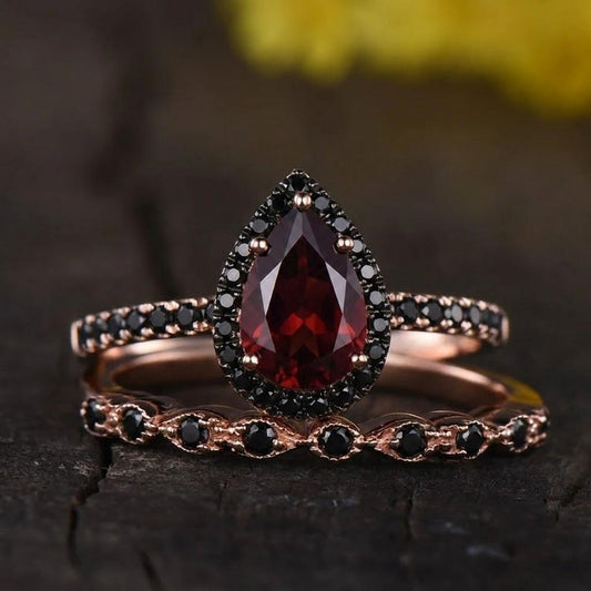 Vintage Garnet Engagement Ring Set Rose Gold 5x8 mm Pear Shaped January Birthstone Wedding Ring Art Deco Black Spinel Band Bridal Set