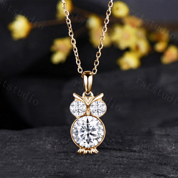 Unique Owl Lab Grown Diamond Necklace, Three Stone Minimalist Moissanite Pendant Neckalce,  Art Deco Animal Inspired Wedding Jewelry Women