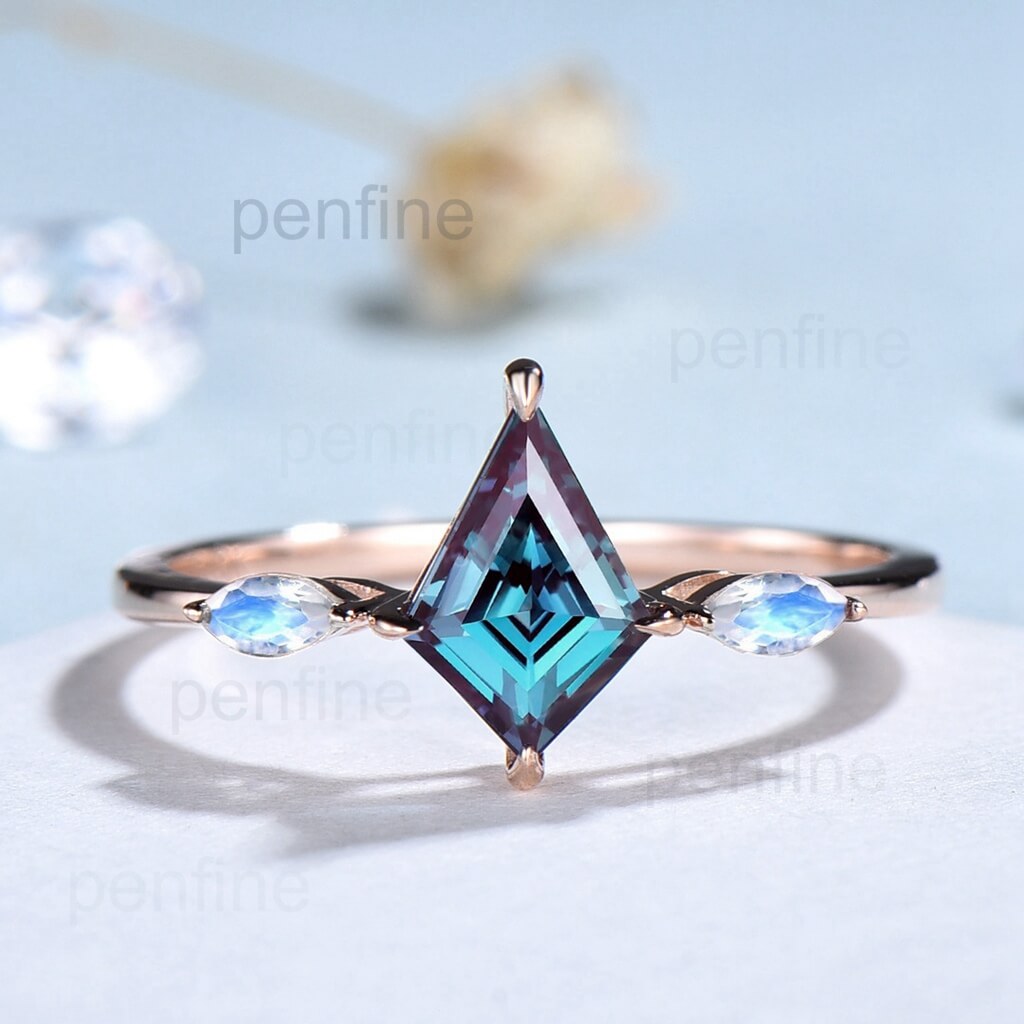 Marquise Moonstone Unique Alexandrite Engagement Ring Vintage Kite Cut Alexandrite Wedding Ring Cute Anniversary Ring For Women - PENFINE