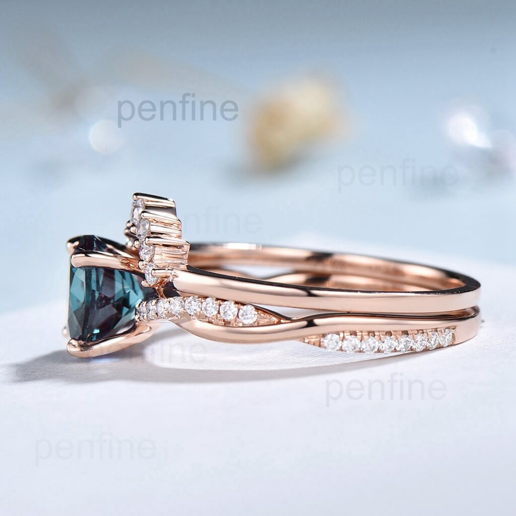 7mm round split shank Alexandrite engagement ring set 14k rose gold curved moissanite ring 2pcs Lab treated Alexandrite wedding bridal set - PENFINE