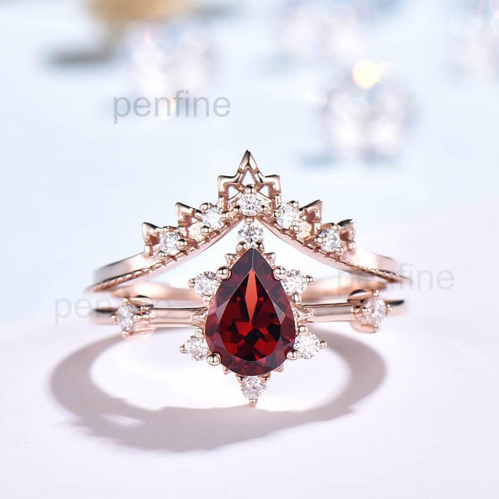 pear garnet engagement ring set