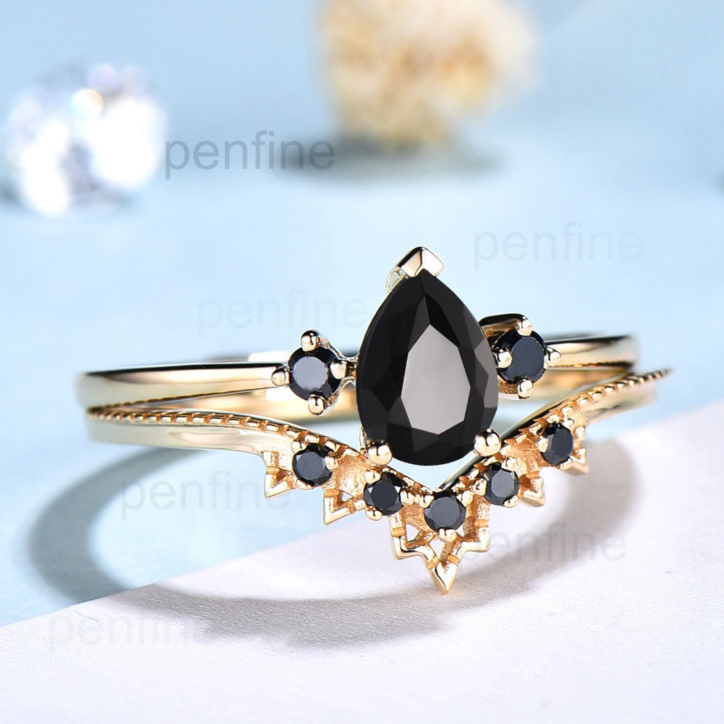 0.03 ct Diamond 10K Gold Mens Vintage Hand Engraved Onyx Ring – Dreams Come  True Jewelry