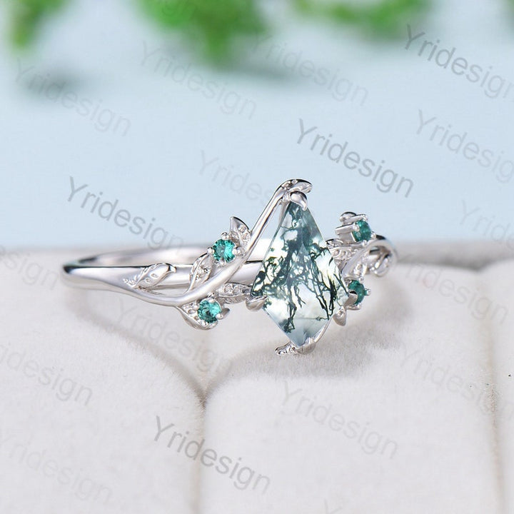 Unique Kite Cut Moss Agate Ring Vintage Branch Twig Engagement Ring Cluster Emerald Wedding Ring Women Green Gemstone Leaf Promise Ring - PENFINE