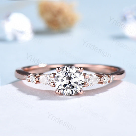 3ct Unique Moissanite Ring Dainty Moissanite engagement ring Minimalis ...