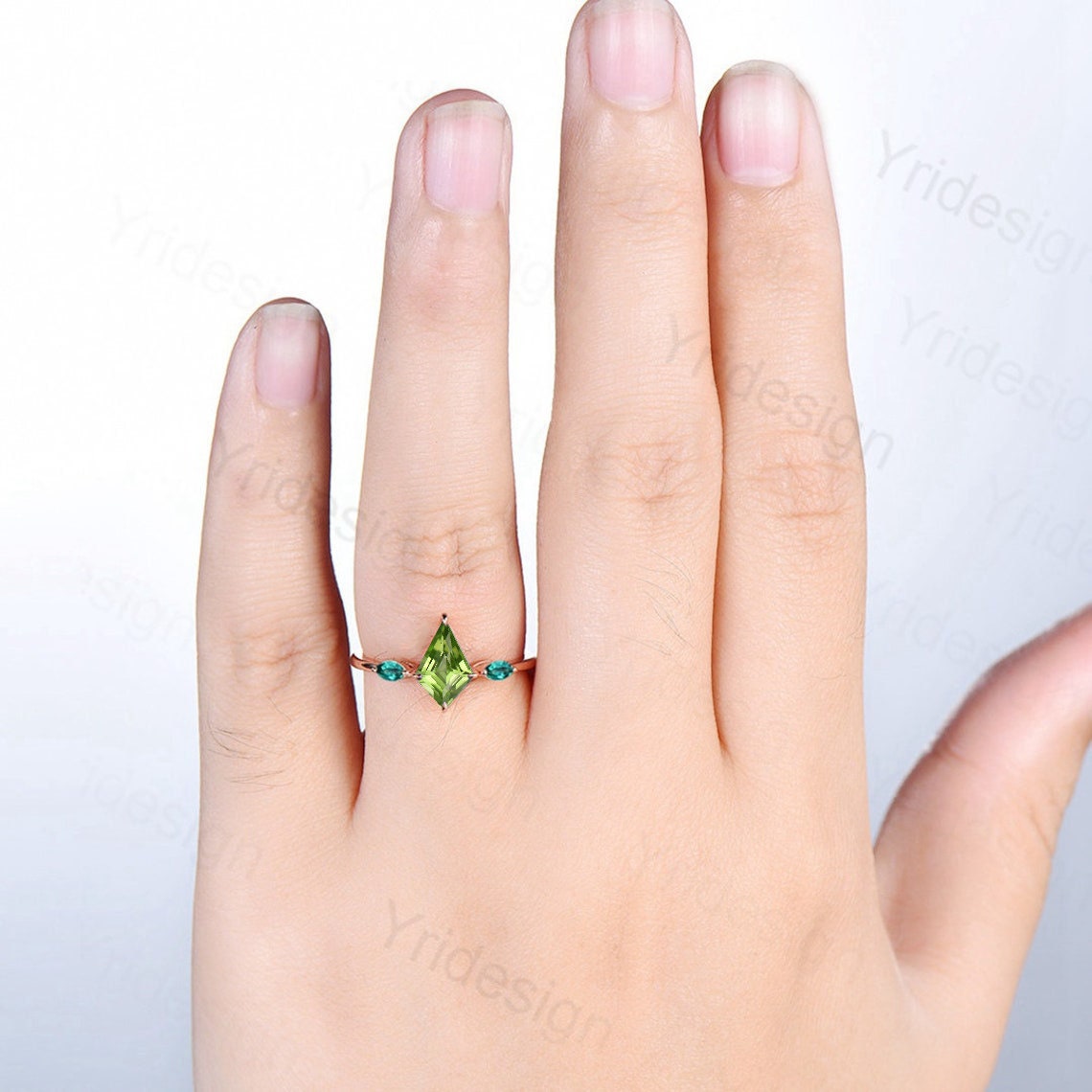 Vintage kite cut  peridot engagement ring 14k rose gold marquise cut emerald wedding ring for women unique green bridal wedding ring for her - PENFINE