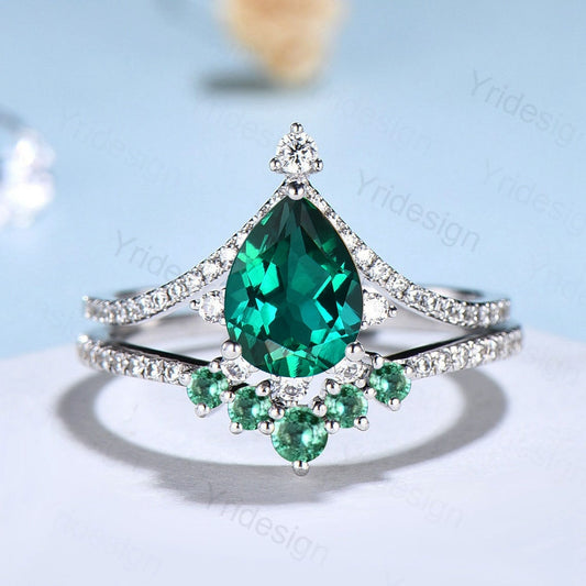 Vintage Pear shaped emerald wedding set art deco unique  emerald diamond engagement ring promise ring for women bridal ring Anniversary Gift - PENFINE