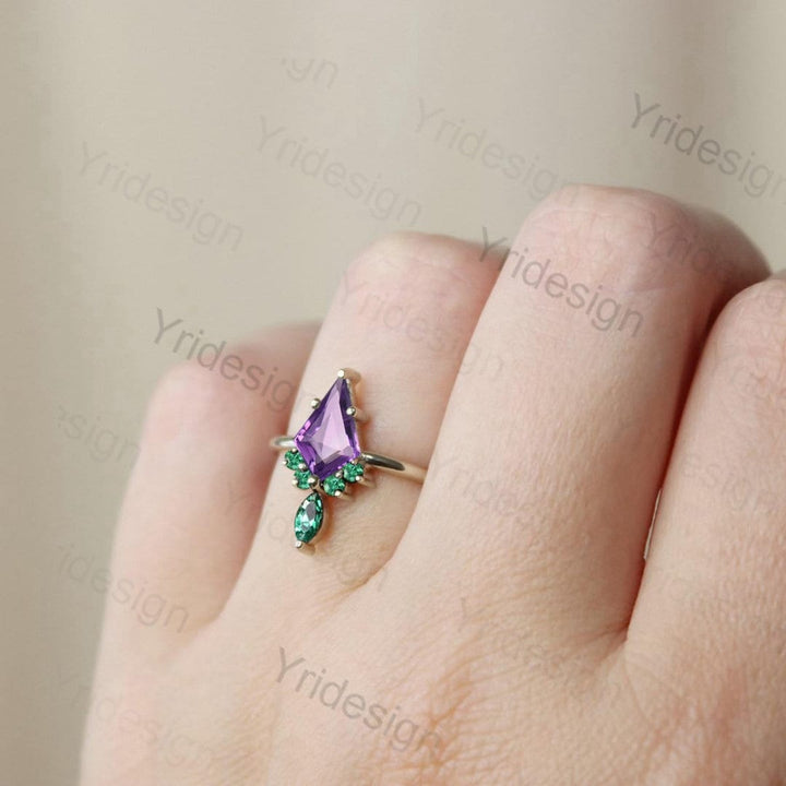 Vintage Amethyst Engagement Ring Art deco Kite Cut Amethyst Ring Cluster Emerald Wedding Ring Women February Birthstone Anniversary Gift - PENFINE