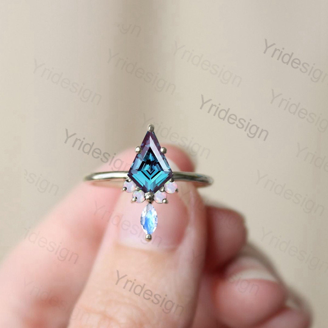 Unique Kite cut alexandrite ring Vintage alexandrite engagement ring solid gold antique opal moonstone promise ring wedding ring for women - PENFINE