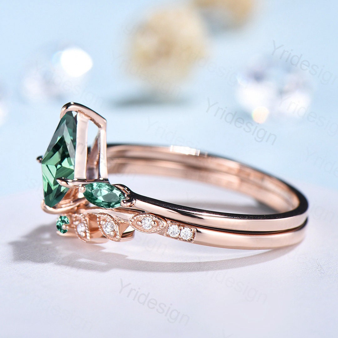 Unique Green Sapphire Engagement Ring Set Kite Cut Rose Gold Vintage Green Gemstone Wedding Ring Set Women Teal Sapphire Anniversary Gift - PENFINE