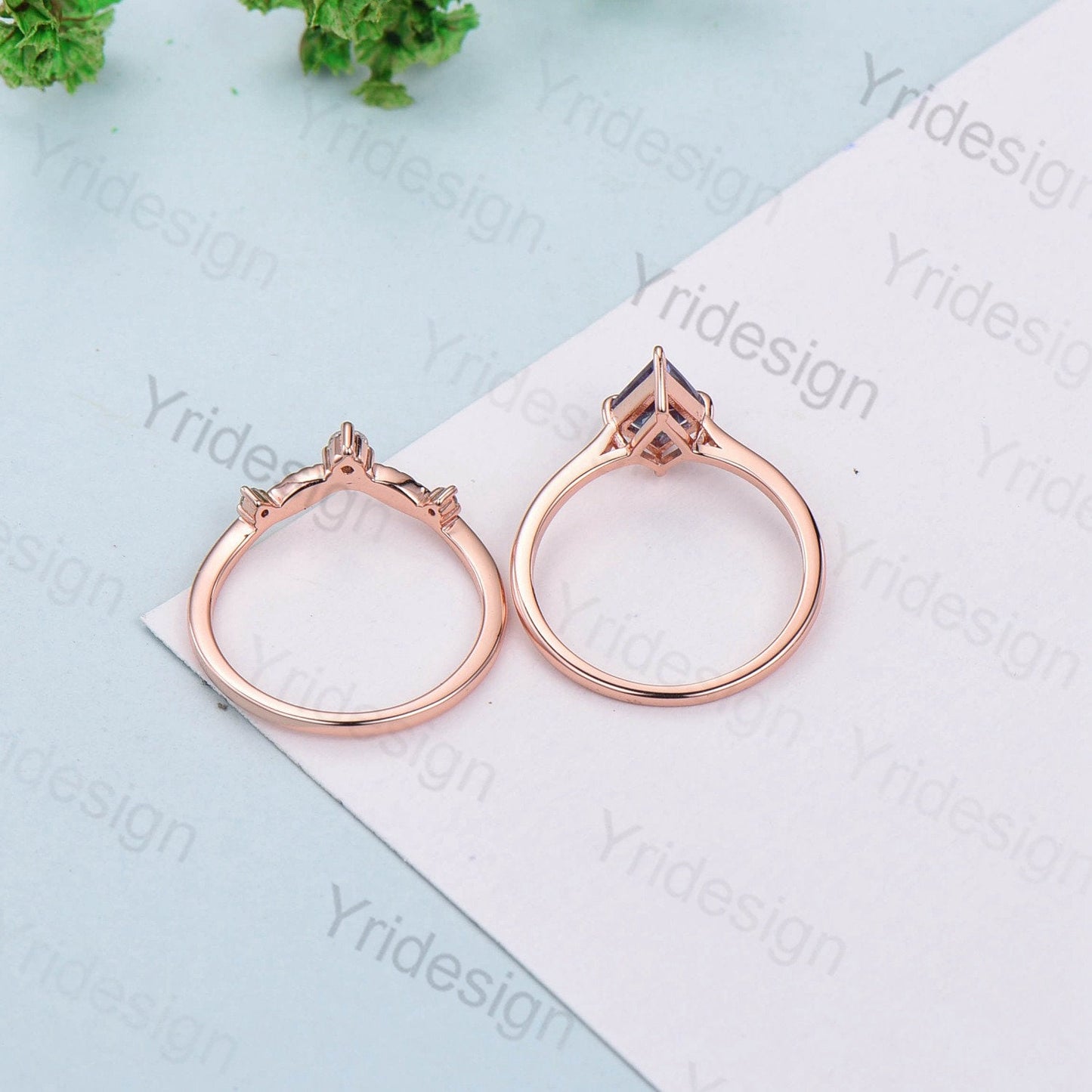 Minimalist Peridot Ring kite shaped Dainty engagement ring set rose gold Solitaire Bridal Set leaf stacking band vintage August birthstone - PENFINE
