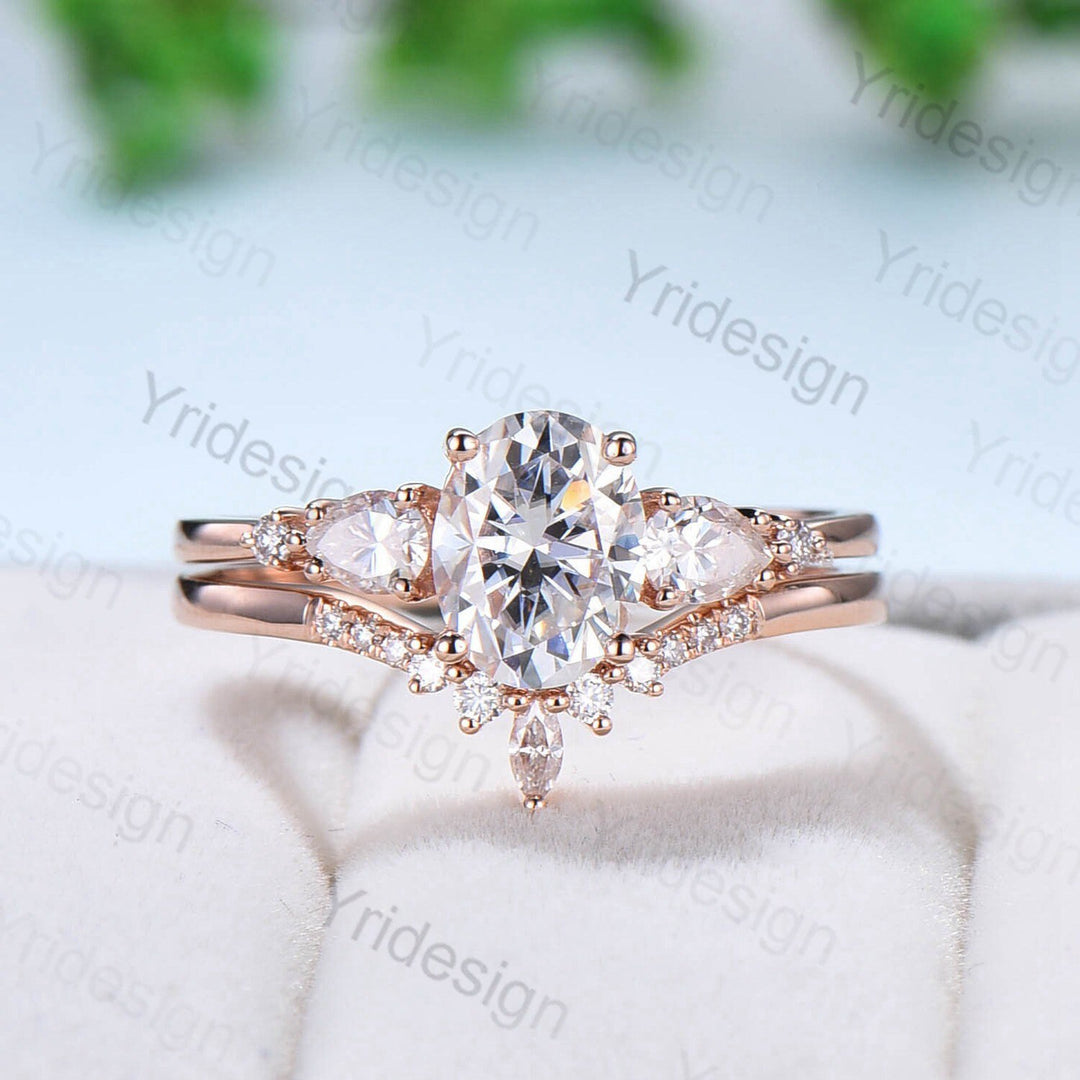 Vintage Moissanite engagement ring set unique solid gold oval moissanite engagement ring women crown wedding band Bridal Promise ring Women - PENFINE