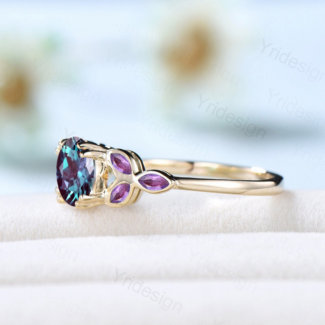 Vintage Alexandrite ring for women unique engagement ring Bezel set Art deco bridal ring leaf band Marquise amethyst Dainty promise ring - PENFINE