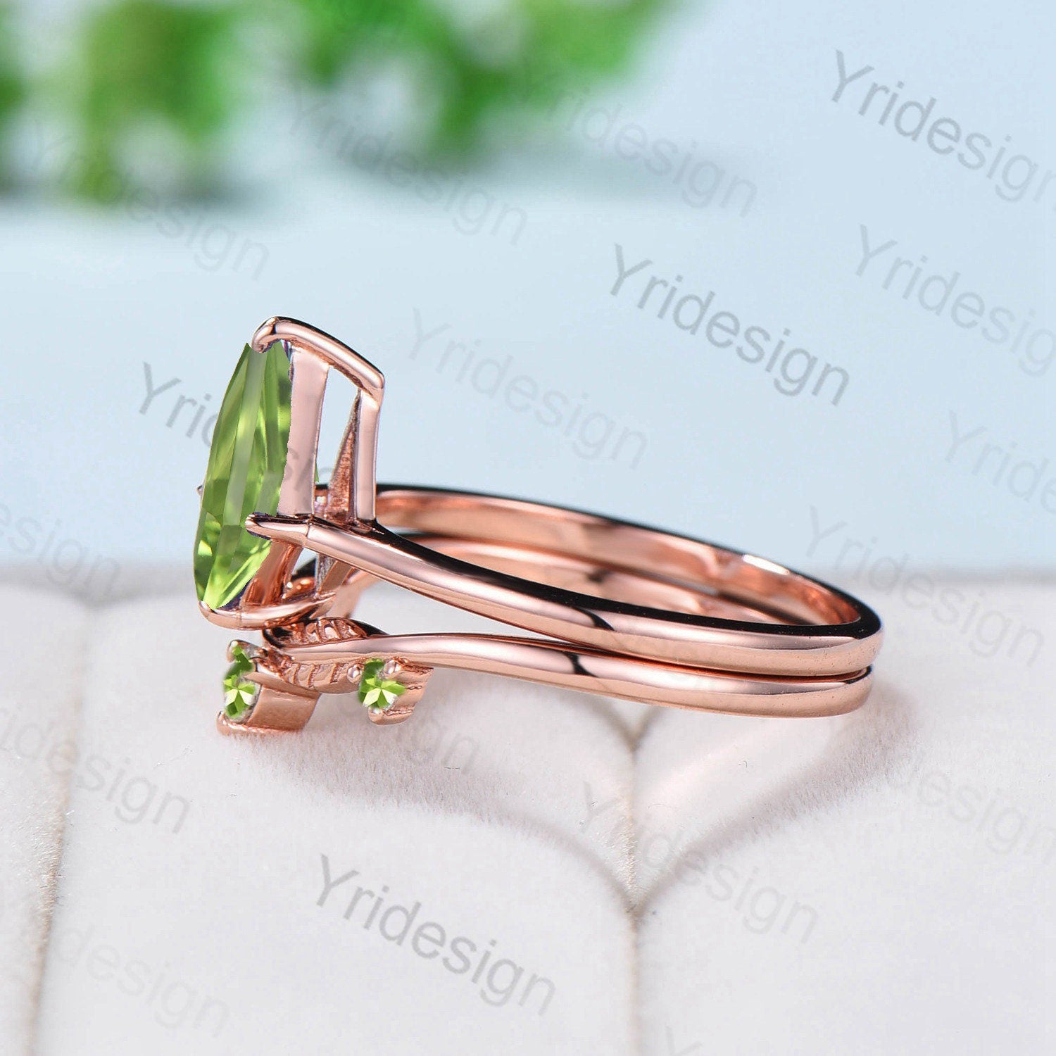 Minimalist Peridot Ring kite shaped Dainty engagement ring set rose gold Solitaire Bridal Set leaf stacking band vintage August birthstone - PENFINE
