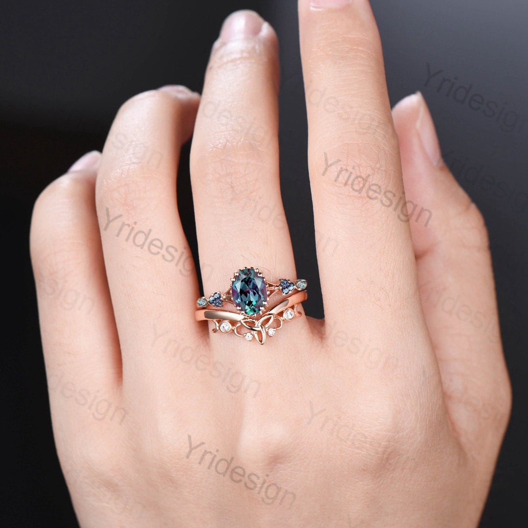 Unique oval alexandrite engagement ring set Cluster triangle color changing bridal set rose gold vintage moissanite wedding ring set women - PENFINE