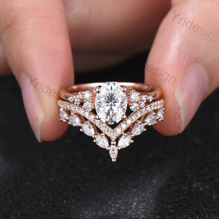 Oval Moissanite Engagement Ring Set 1.5ct VVS Moissanite Ring Vintage 14K Rose Gold Bridal Set Unique Oval Engagement Rings For Women - PENFINE