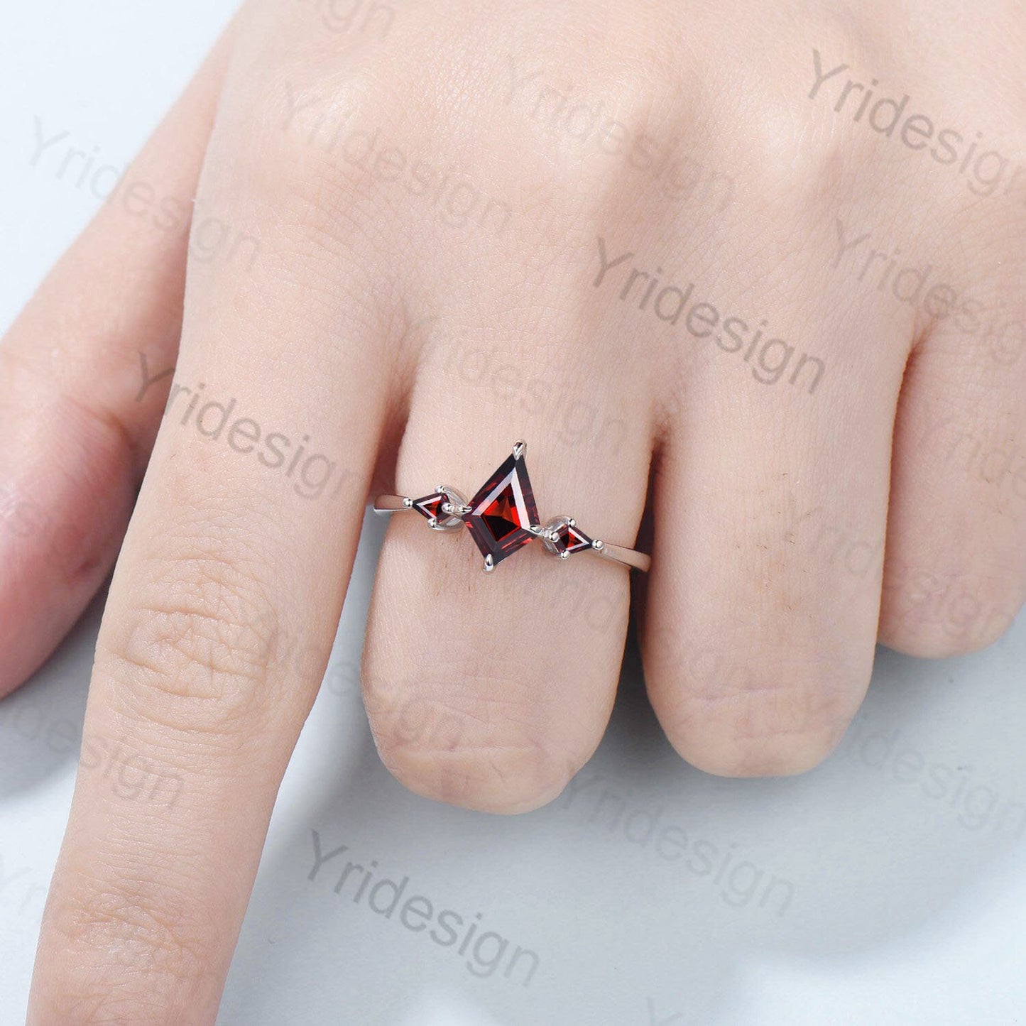 Vintage Kite Cut Garnet Engagement Ring Minimalist Dainty January Birthstone Alternative Gold Wedding Ring For Women 3 Stone Promise Ring - PENFINE