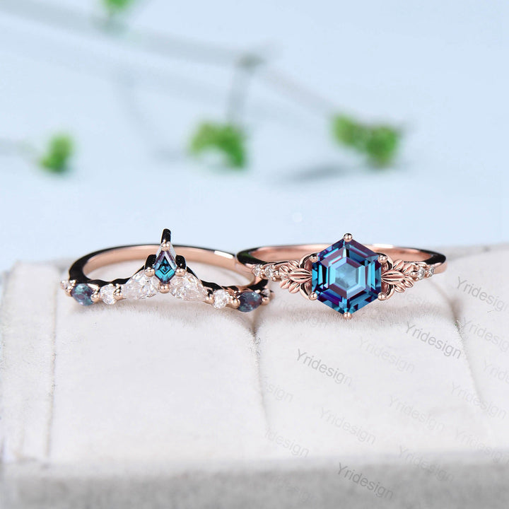 Nature Inspired Alexandrite Ring Vintage Unique Color Change Leaf Engagement Ring Art Deco Floral Flower Moissanite Wedding Set For Women - PENFINE
