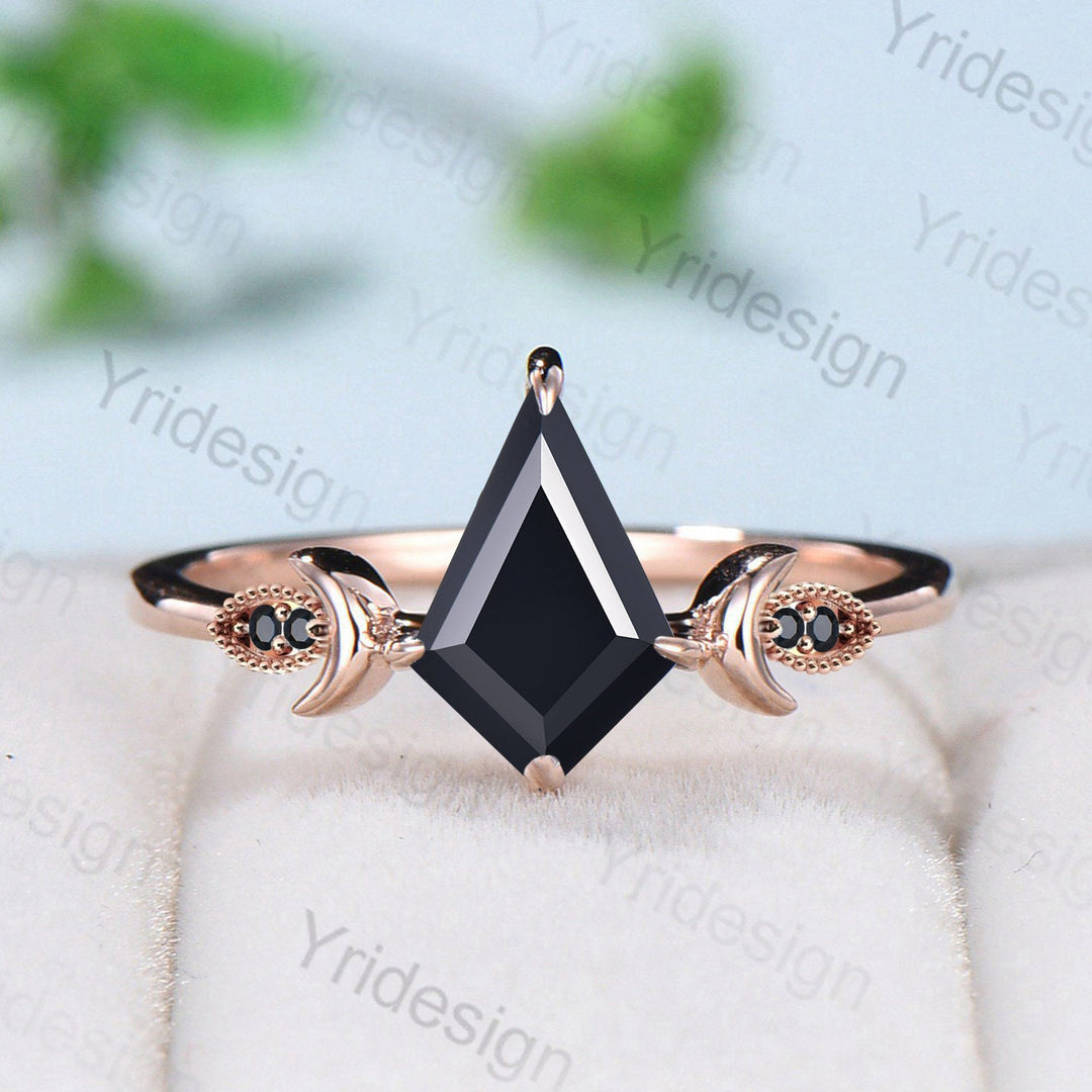 Natural Black Onyx Engagement Ring Set Art Deco Kite Cut Black Gemstone Moon Wedding Ring Set Antique Anniversary Gift For Women Bridal Set - PENFINE