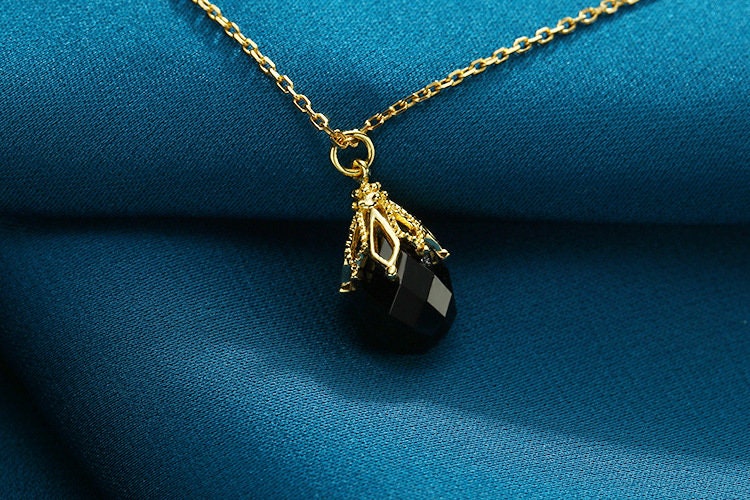 Vintage black onyx pendant necklace Unique rhombus solid 9k/14k/18k yellow gold black stone pendant floral pendant necklace for girl - PENFINE