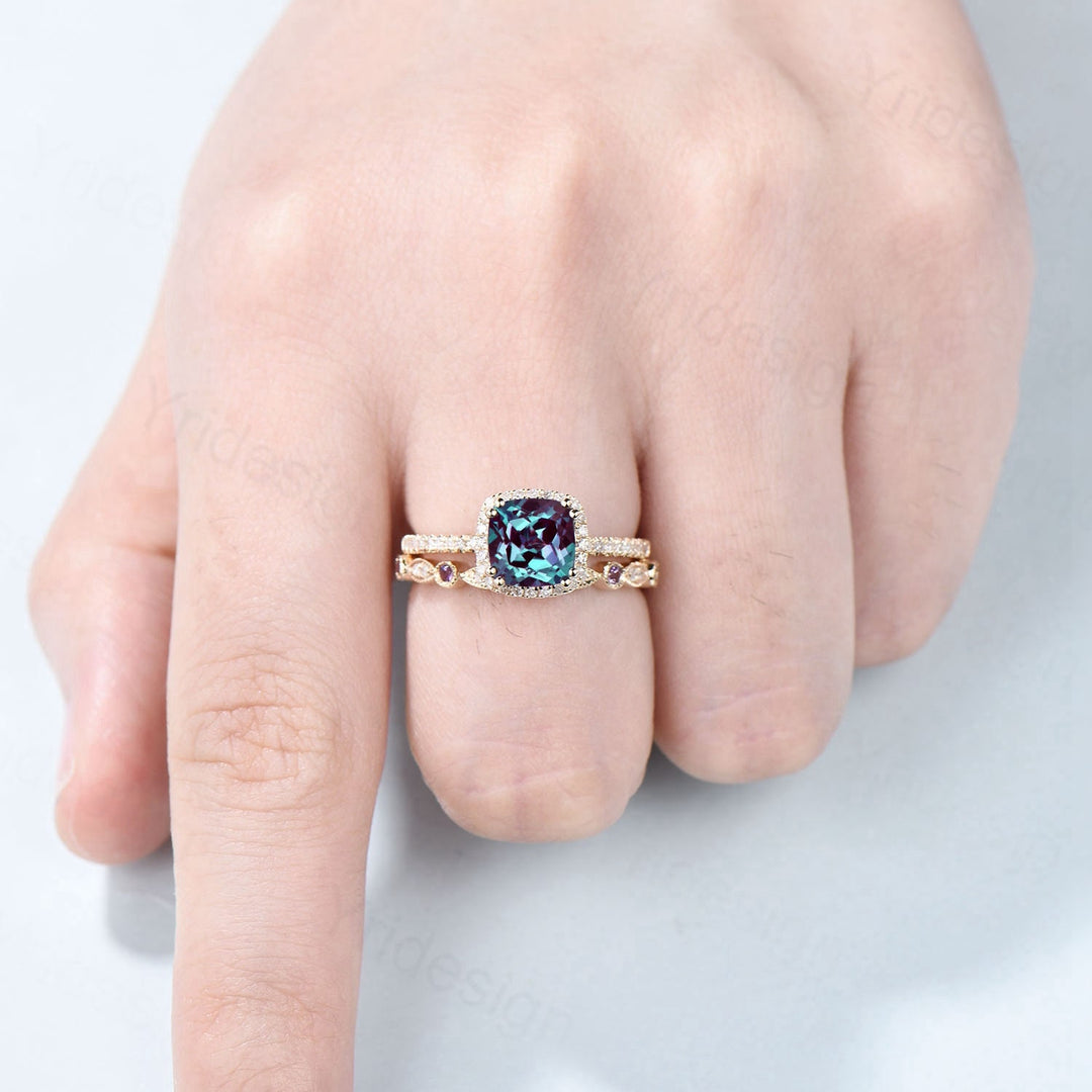 Vintage Cushion alexandrite wedding ring set 14k rose gold classic alexandrite diamond engagement ring women Antique halo ring bridal set - PENFINE