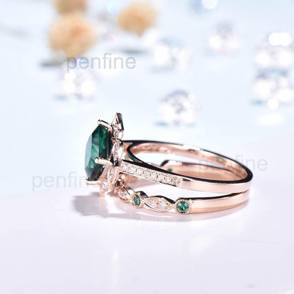 Floral Cushion Emerald Diamond Halo Engagement Ring Set 2pcs - PENFINE